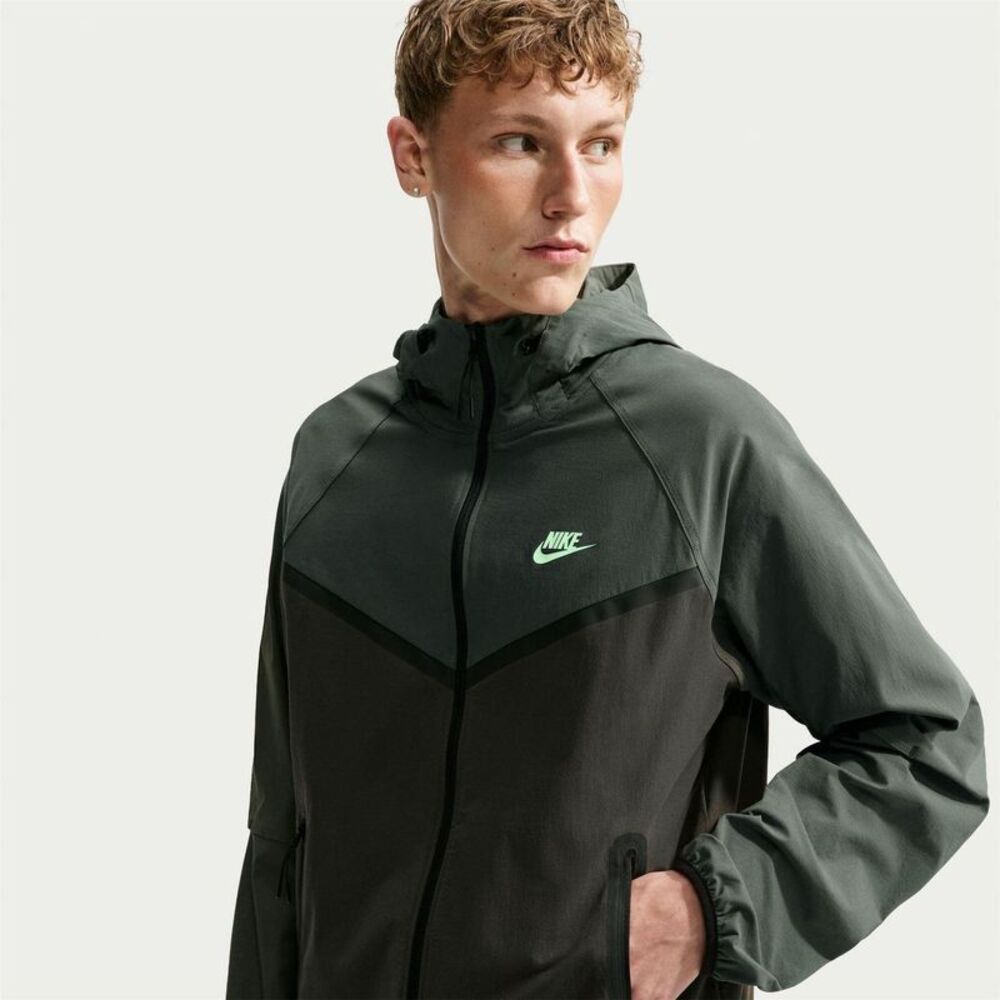 Nike Mens Tech Woven  Jacket / Camo Green